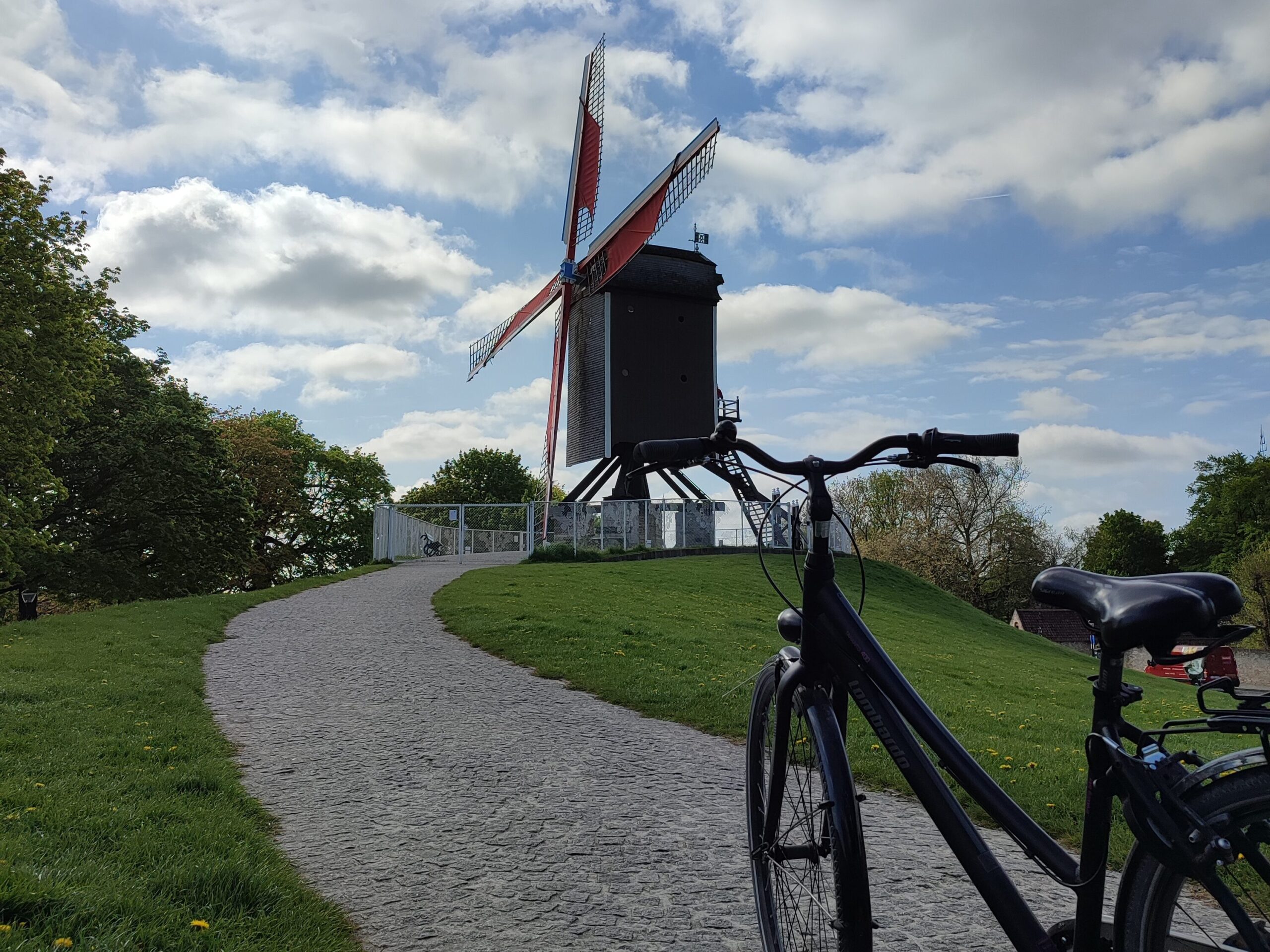 Qué ver en Brujas en un día: ruta en bici a Damme