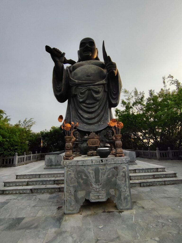 Que ver en Ninh Binh · Bai Dinh Pagoda