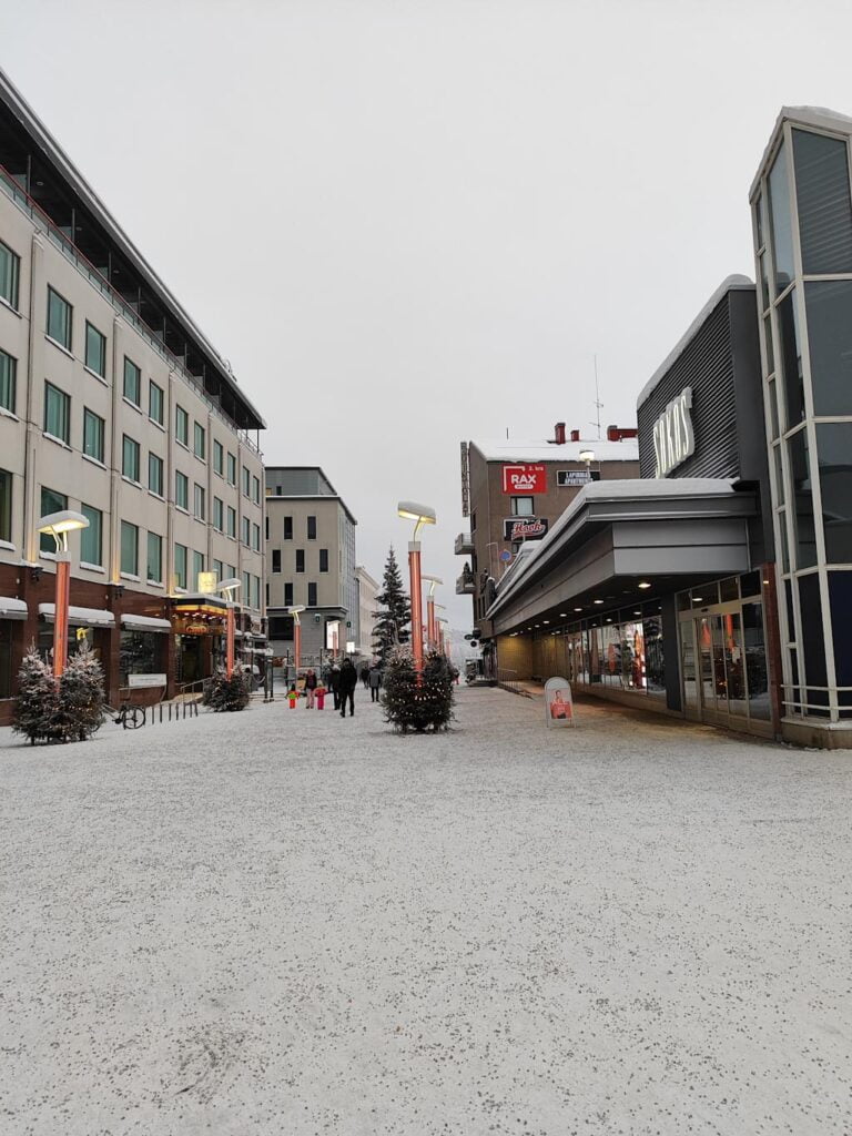 Qué hacer en Rovaniemi: visitar el centro de Rovaniemi