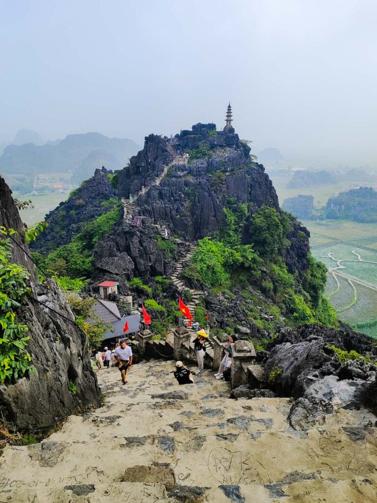 Que ver en Ninh Binh · Mua Caves