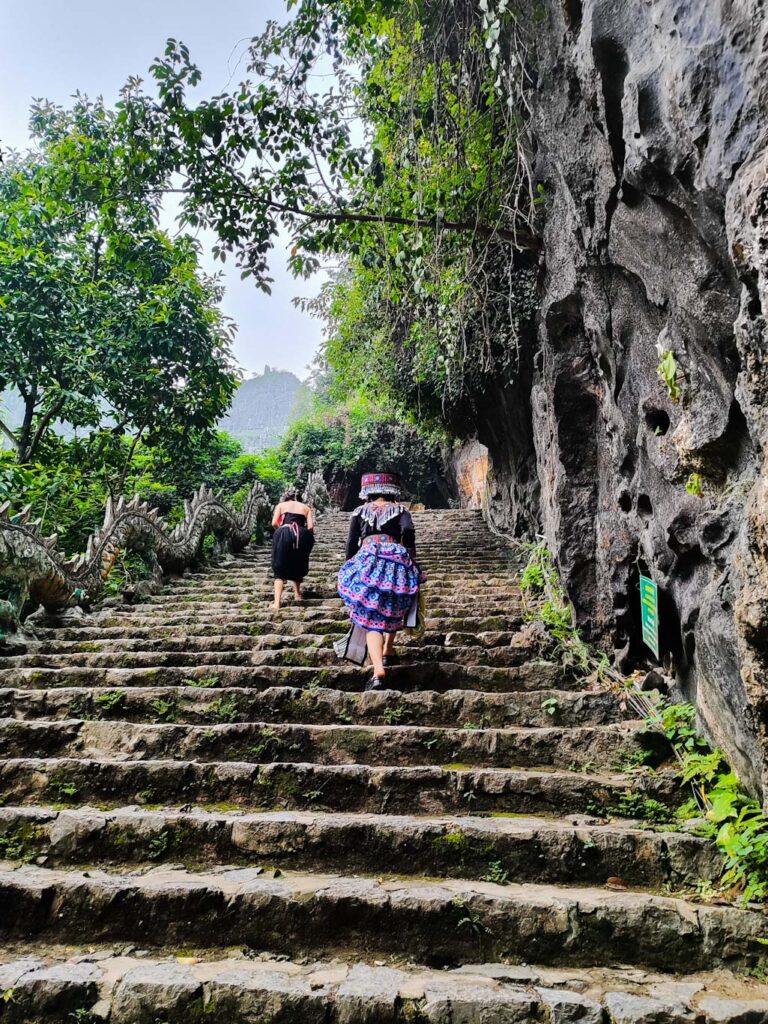 Que ver en Ninh Binh · Mua Caves